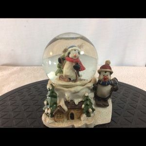 Vtg Sm 3D Holiday Christmas PENGUIN Snow Globe